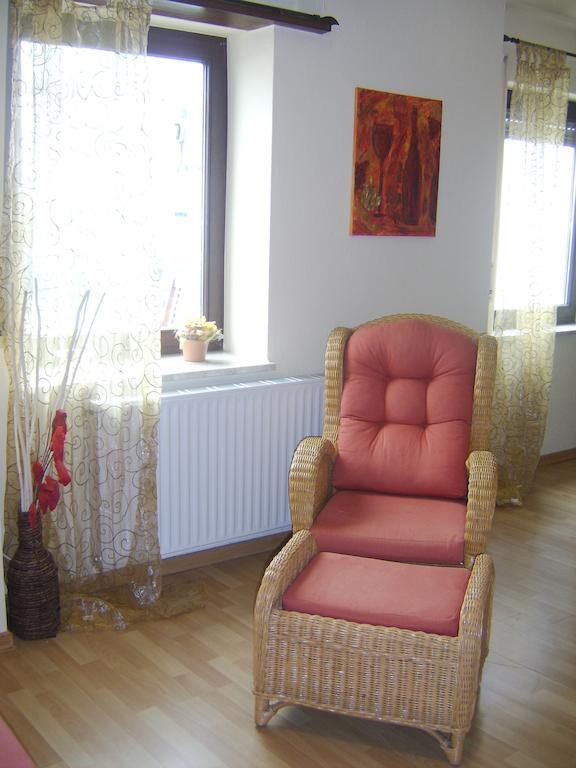 Appartement Weingut Matthias Dauns à Reil Chambre photo
