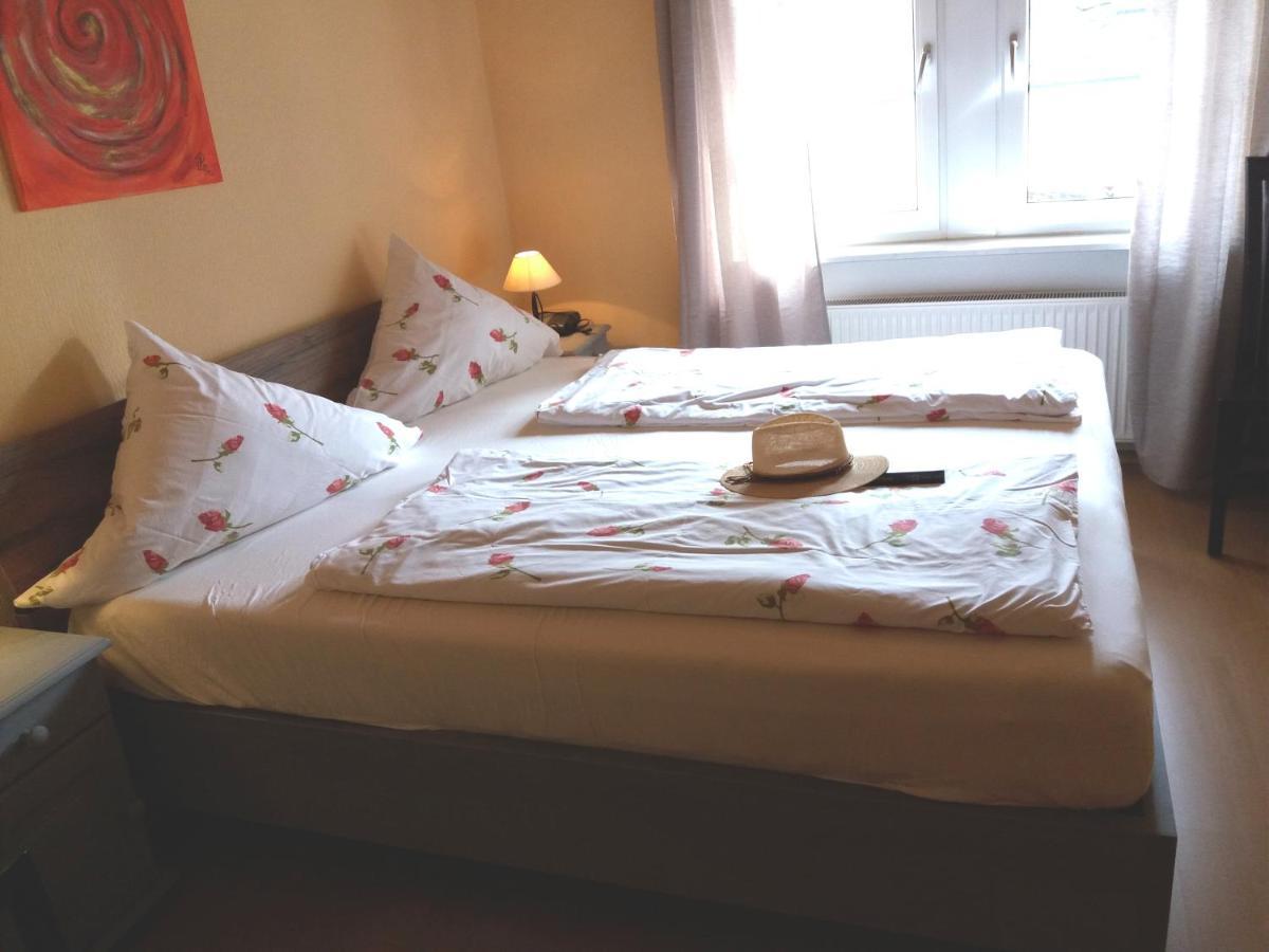 Appartement Weingut Matthias Dauns à Reil Extérieur photo